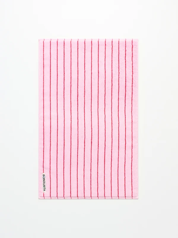 Naram Badematte, baby pink & ski patrol
